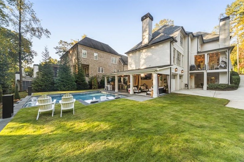 3091 Rhodenhaven Dr, Atlanta GA  30327-1225 exterior