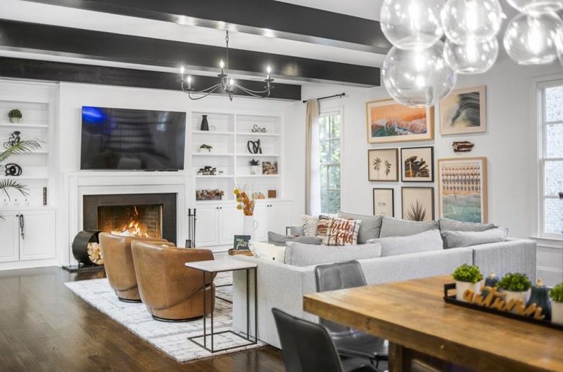 3091 Rhodenhaven Dr, Atlanta GA  30327-1225 exterior