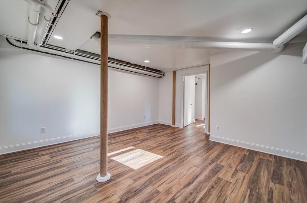 1826 Ramble Ct, Decatur GA  30033-1117 exterior