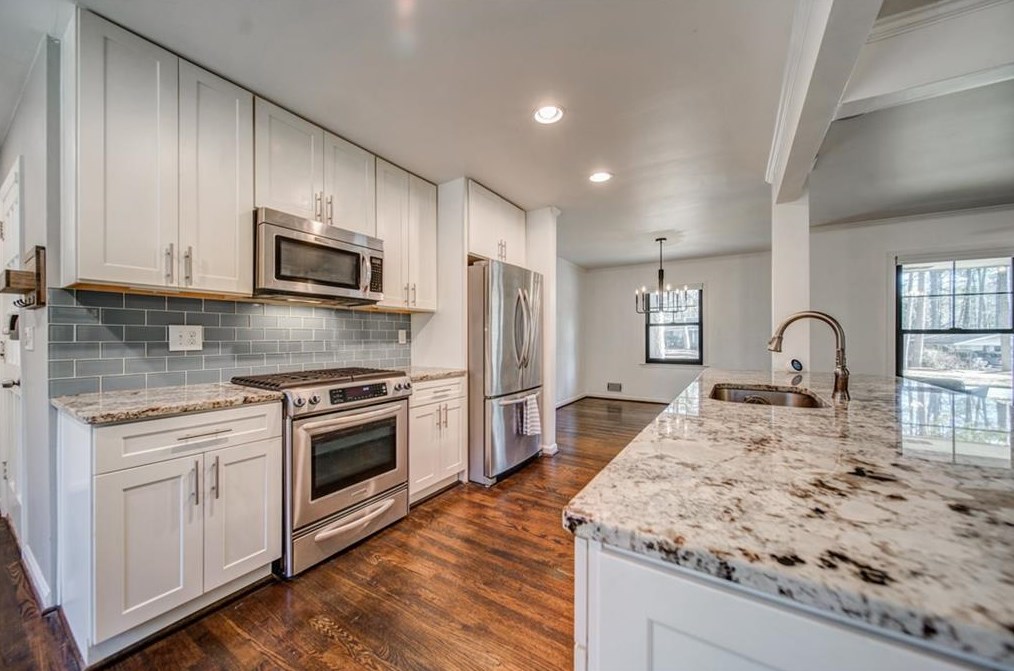 1826 Ramble Ct, Decatur GA  30033-1117 exterior