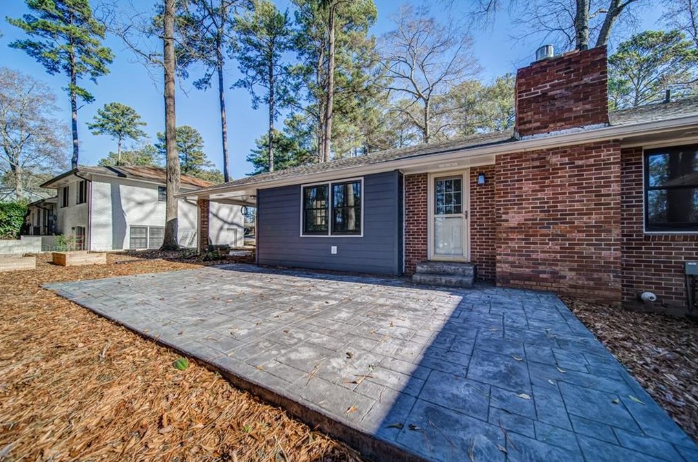 1826 Ramble Ct, Decatur GA  30033-1117 exterior