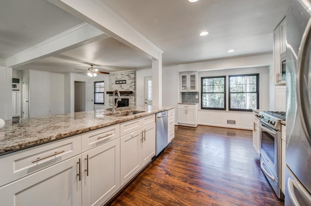 1826 Ramble Ct, Decatur GA  30033-1117 exterior