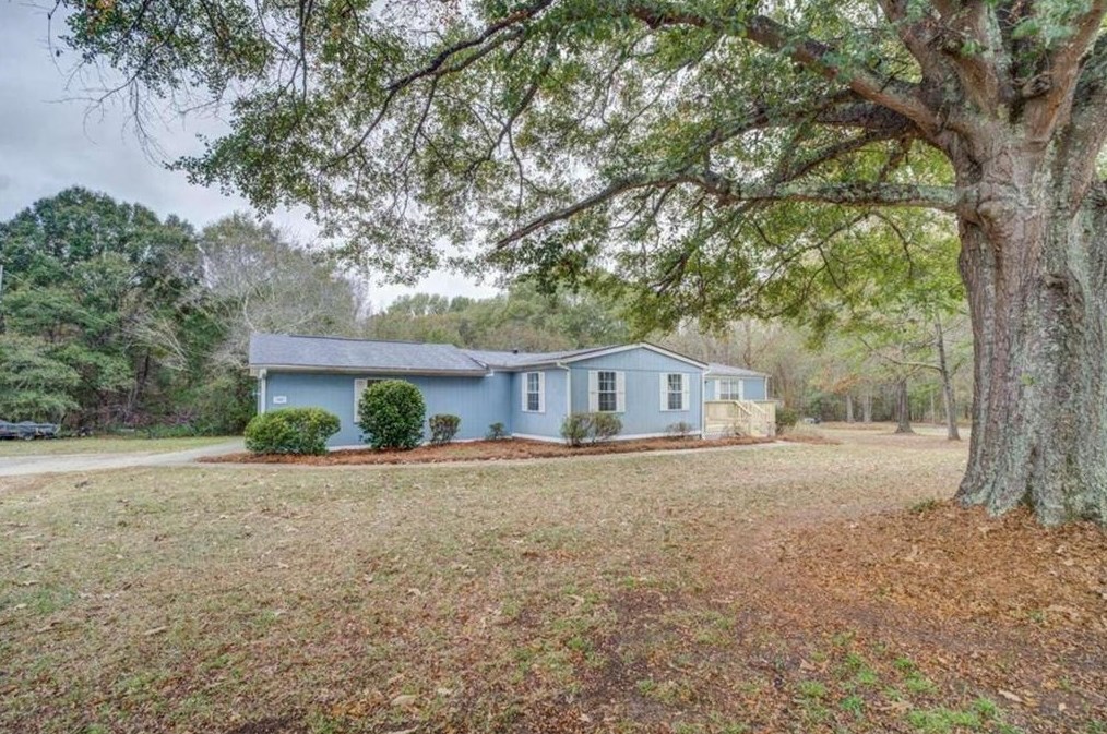 166 Boogers Hill Rd, Oxford, GA 30054
