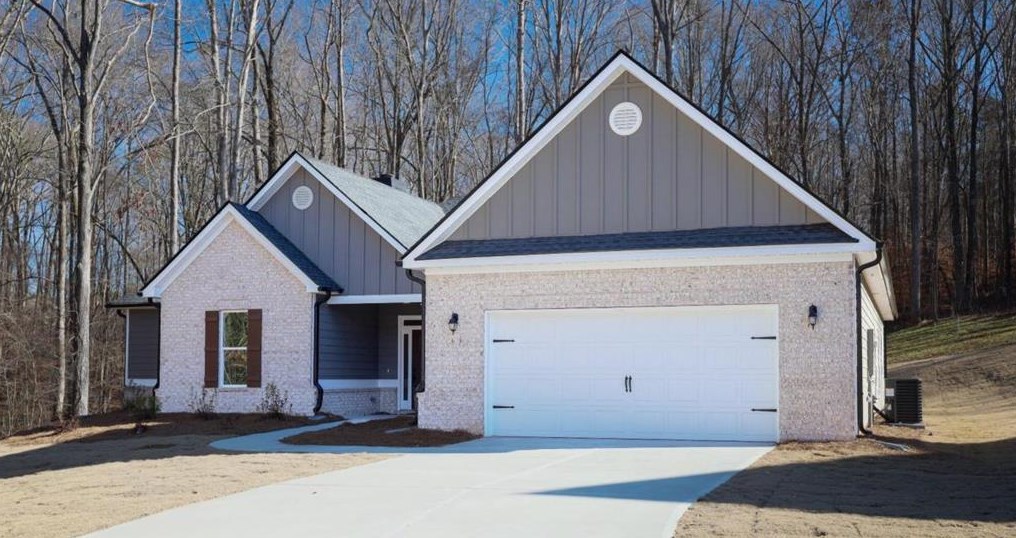 1953 Hearthstone Ct, Winder, GA 30680-6309