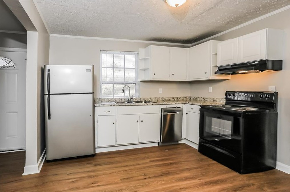 1981 Merle Cir, Decatur GA  30032-4251 exterior