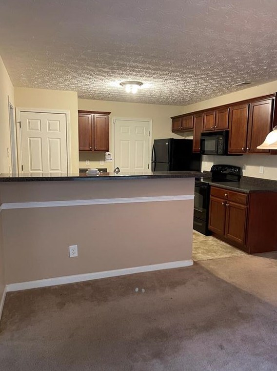 4092 Riverside Pkwy, Decatur GA  30034-6799 exterior