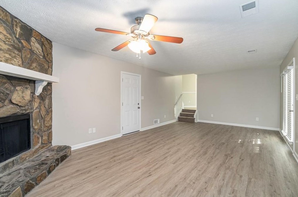 210 Summertown Dr, Stockbridge, GA 30281
