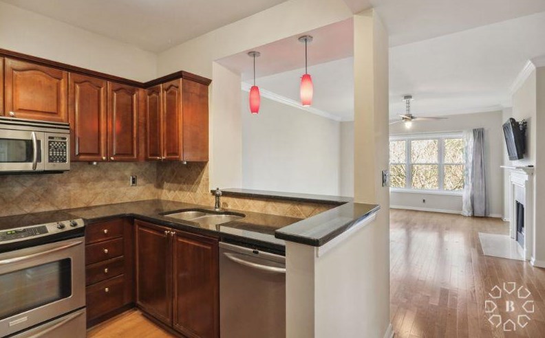 1411 River Green Dr, Atlanta, GA 30327-3064