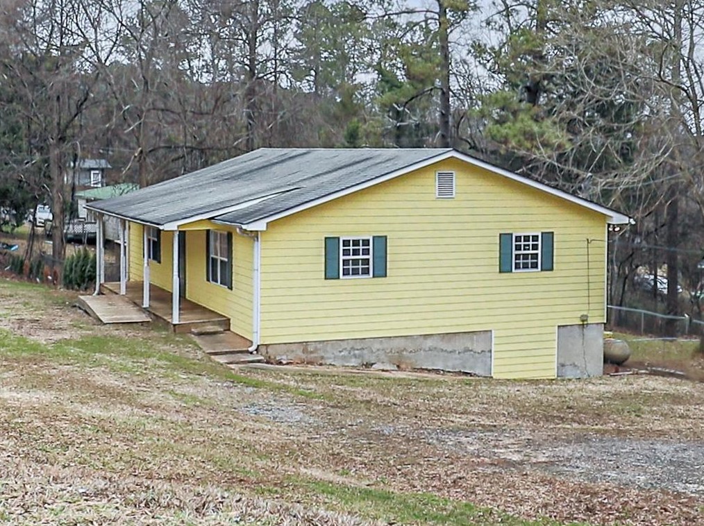 15 Willow Ln, Euharlee, GA 30121-4771