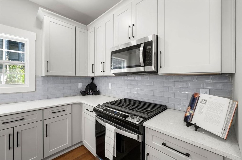 2448 Ml Bnd, Decatur GA 30034-1107 exterior