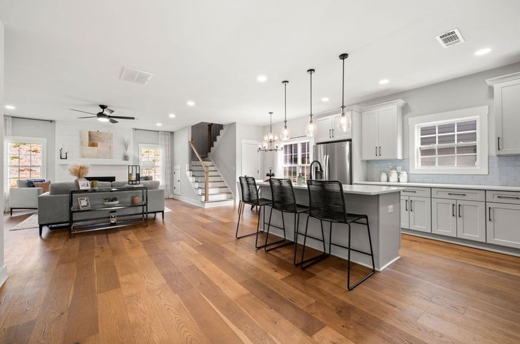 2448 Ml Bnd, Decatur GA 30034-1107 exterior