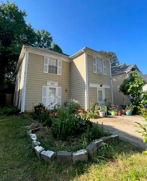 1602 Esquire Pl, Norcross, GA 30093-1325