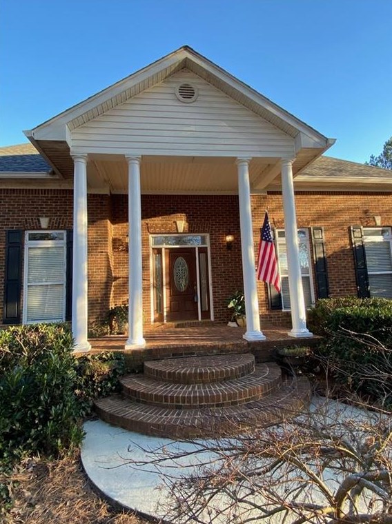 1265 Olympic Dr, Oxford, GA 30054