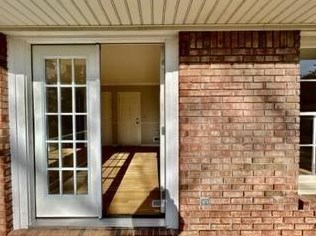 2009 Village North Rd, Atlanta GA  30338-5242 exterior
