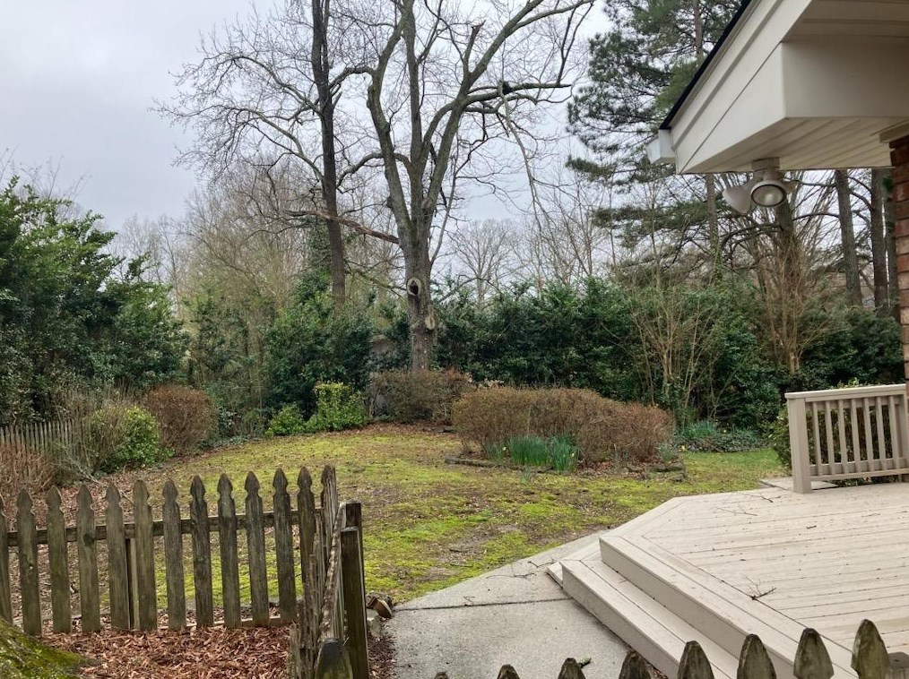 2009 Village North Rd, Atlanta GA  30338-5242 exterior
