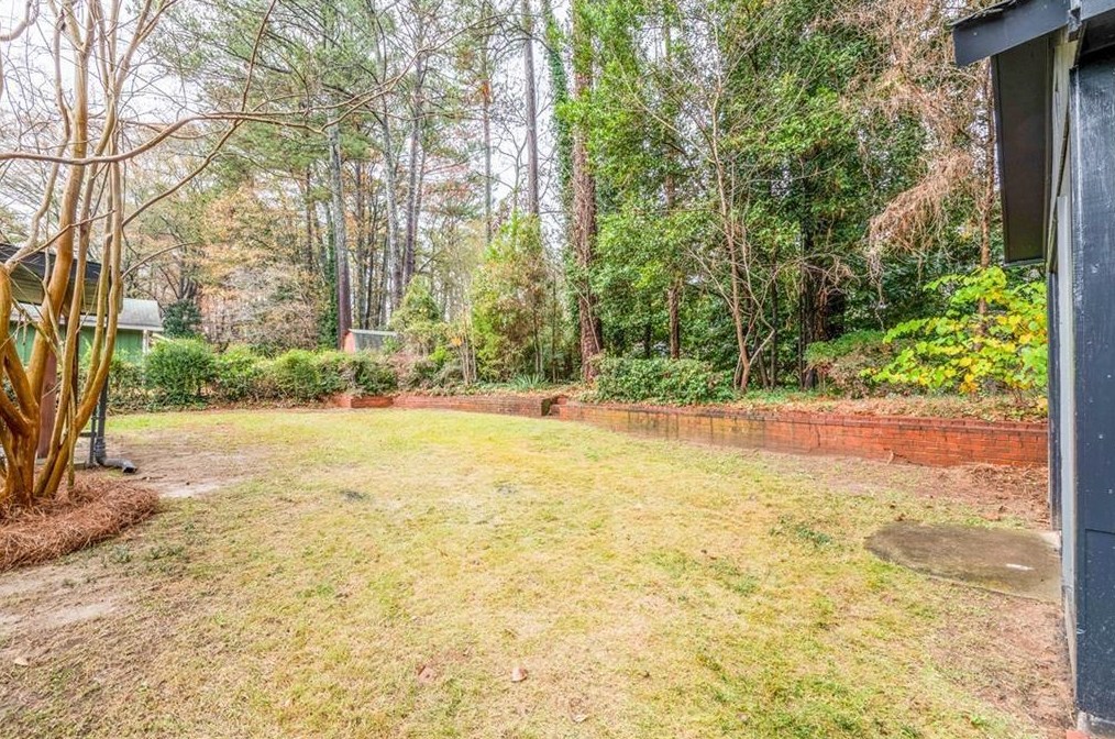 2824 Laurel Ridge Dr, Decatur GA  30033-3012 exterior