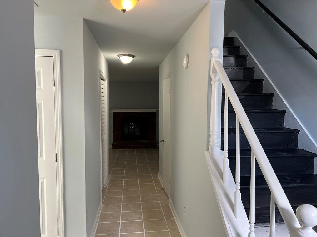 1104 Booth Ct Sw, Marietta, GA 30008