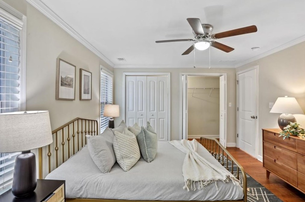 2840 Laguna Dr, Decatur GA  30032-3524 exterior