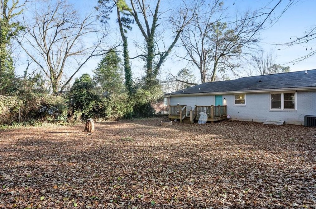 2840 Laguna Dr, Decatur GA  30032-3524 exterior