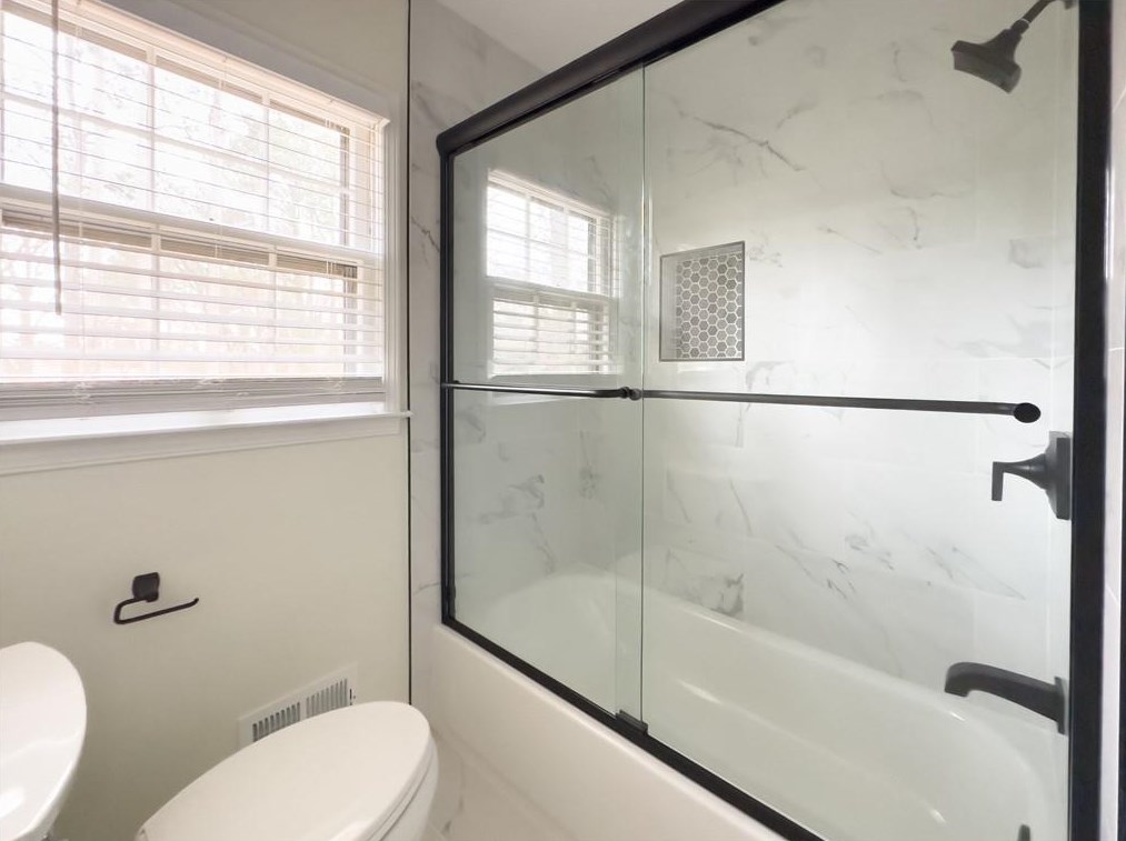 591 Lee Ann Dr, Smyrna GA  30082-3528 exterior