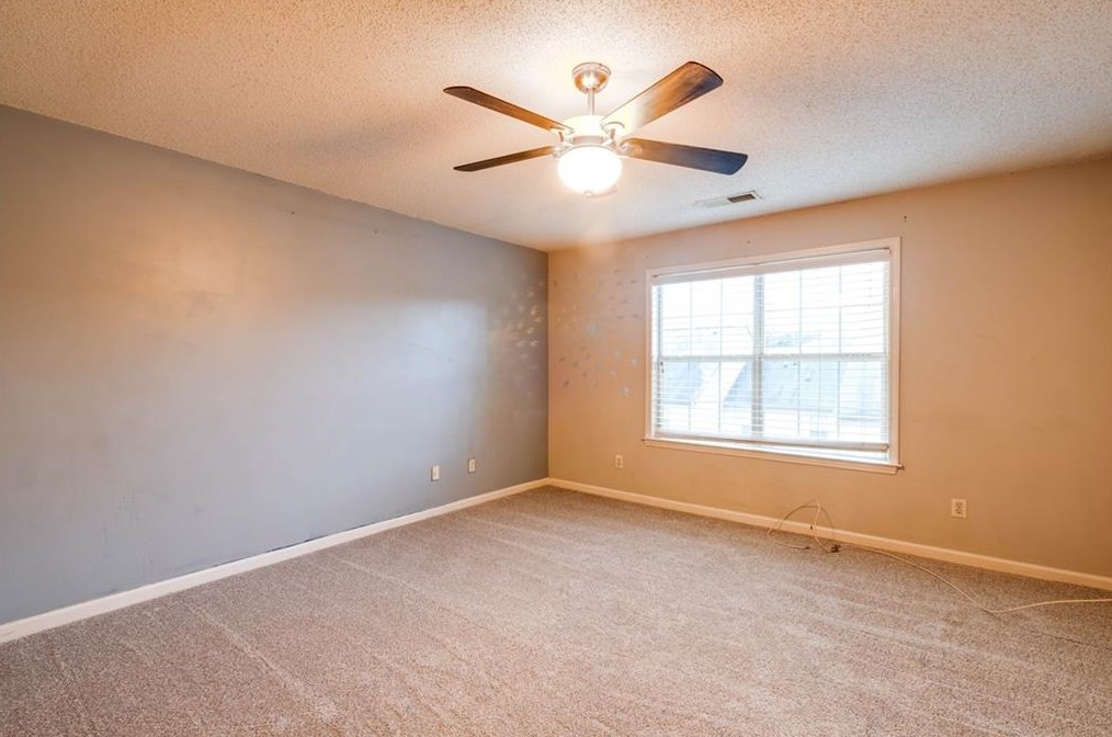 3375 Parc Dr, Atlanta GA  30311-5226 exterior