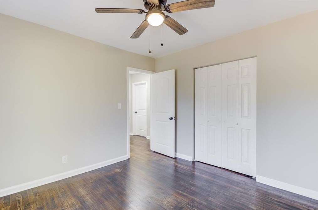 1073 Canal St, Decatur GA  30032-2302 exterior