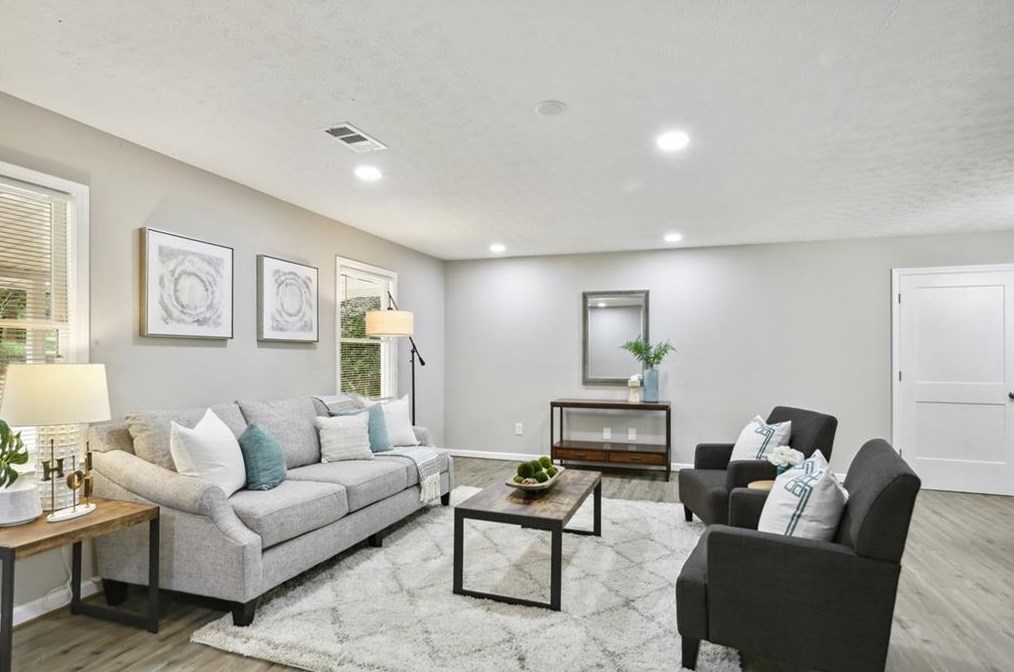 53 Mona Pl, Dallas GA  30132-8300 exterior