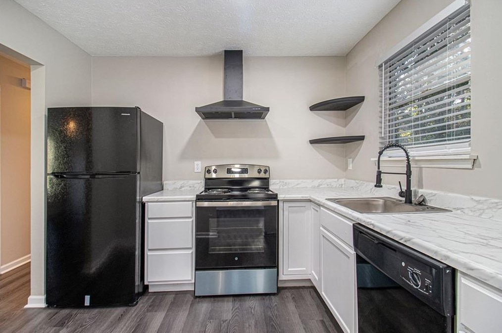 3490 Newberry Trl, Decatur GA  30034-3248 exterior