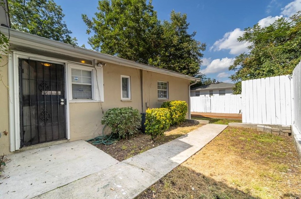 560 Winton Ter Ne, Atlanta, GA 30308