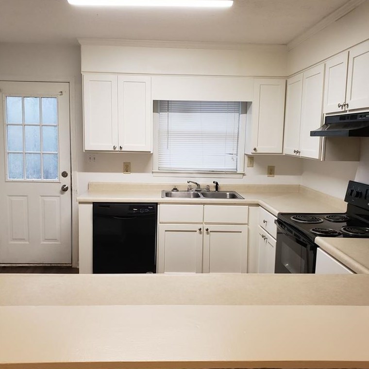 209 Highland Park Dr, Athens, GA 30605