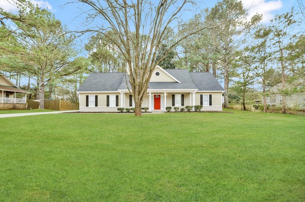 70 Trotters Walk, Porterdale, GA 30016