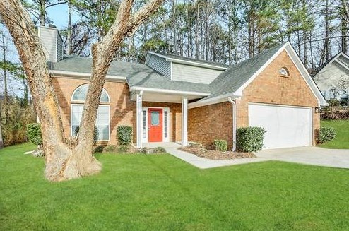 589 N Shore Rd, Lithonia, GA 30058