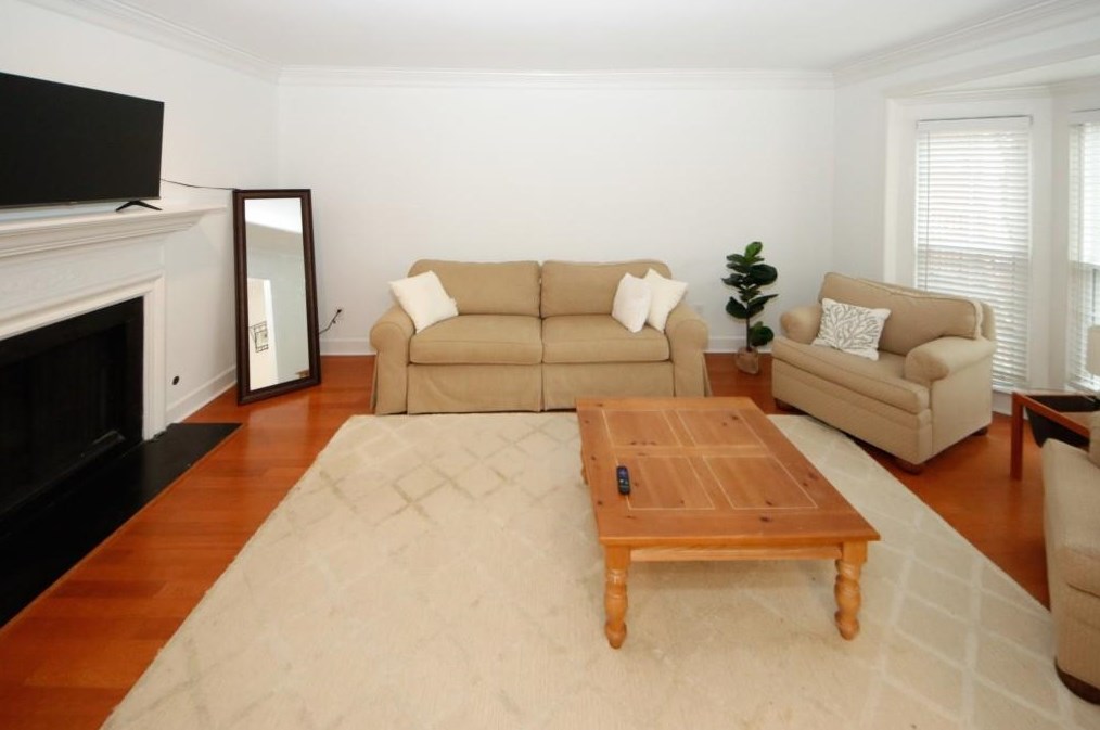 33 Mount Vernon Cir, Atlanta GA  30338-5433 exterior