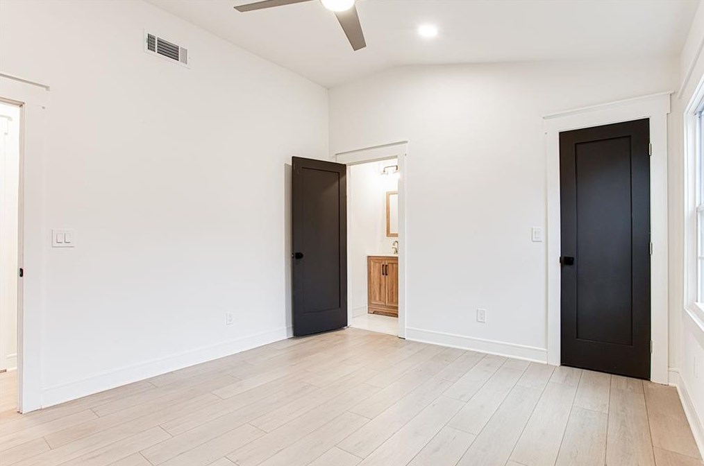 2491 Amelia Ave, Decatur GA  30032-3211 exterior