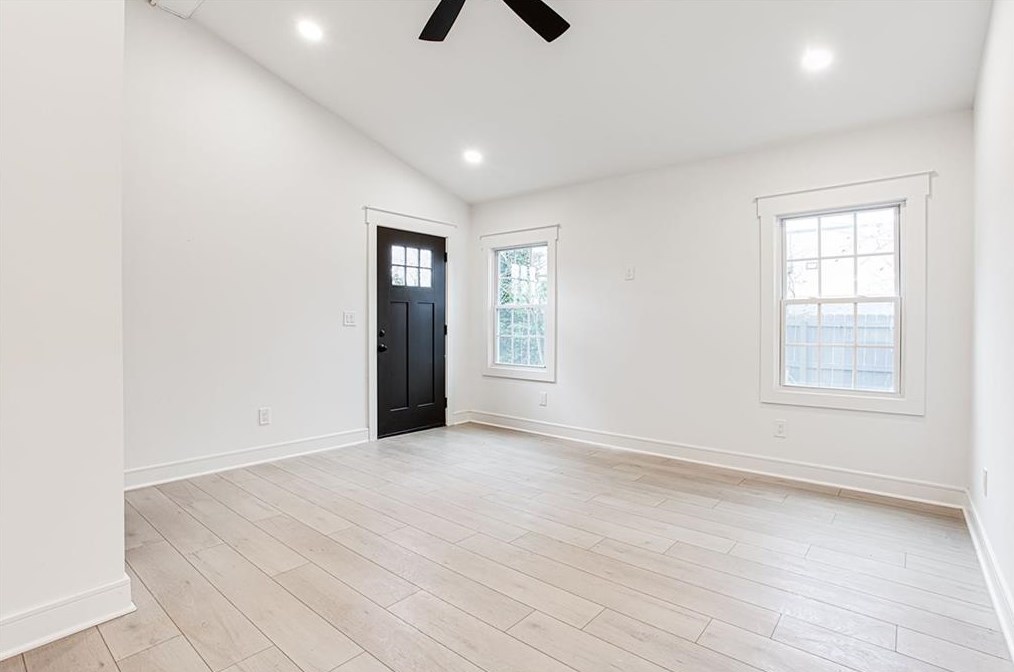 2491 Amelia Ave, Decatur GA  30032-3211 exterior