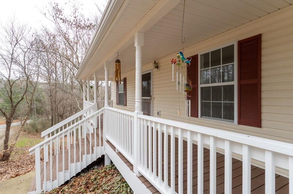 646 Garmon Rd, Hiram, GA 30141