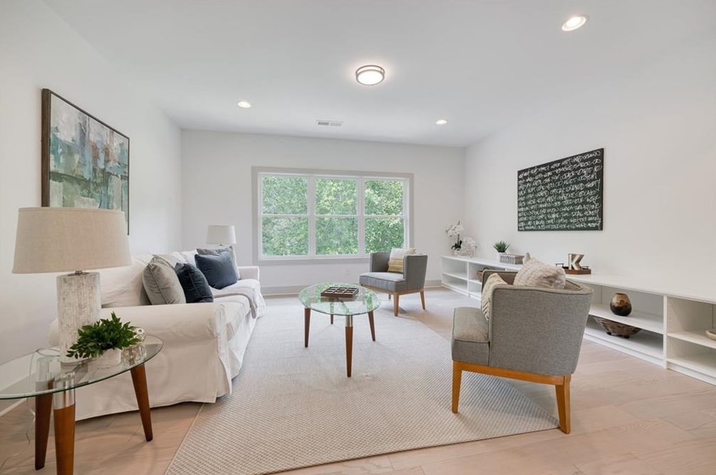 772 Scott Cir, Decatur GA  30033-4726 exterior