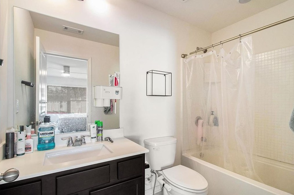 3147 Tarian Way, Decatur GA  30034 exterior