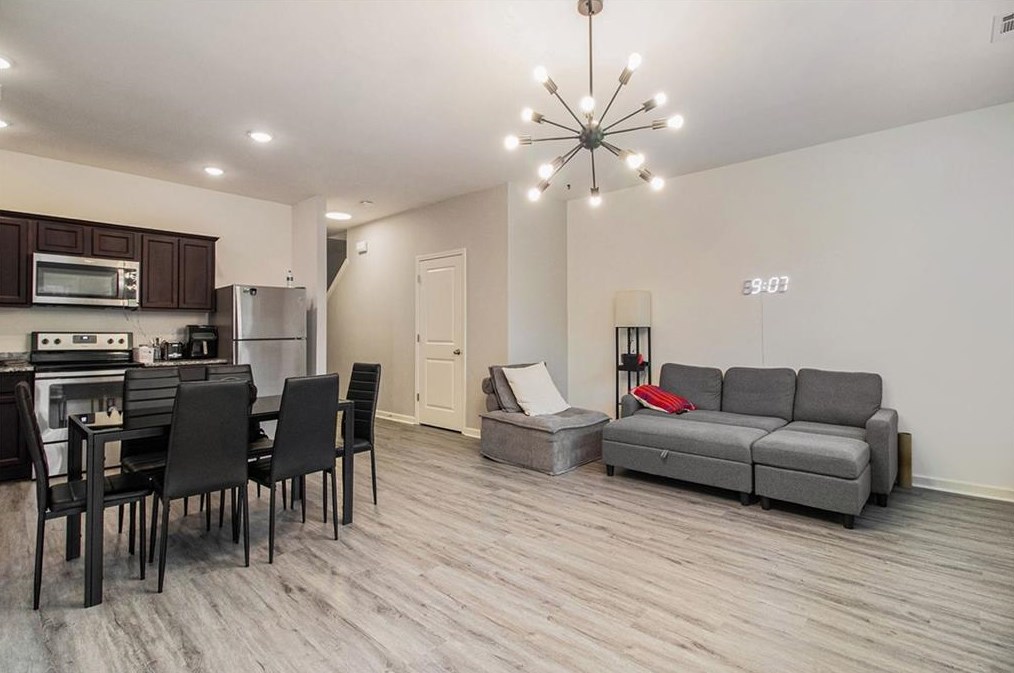 3147 Tarian Way, Decatur GA  30034 exterior