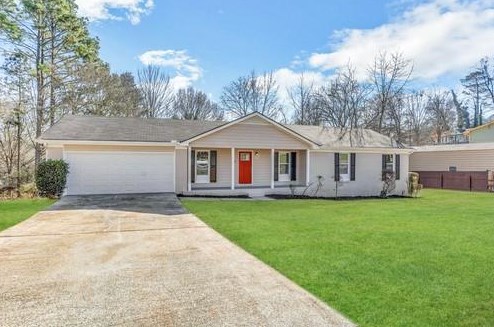 4288 Castle Gate Dr, Lithonia, GA 30039