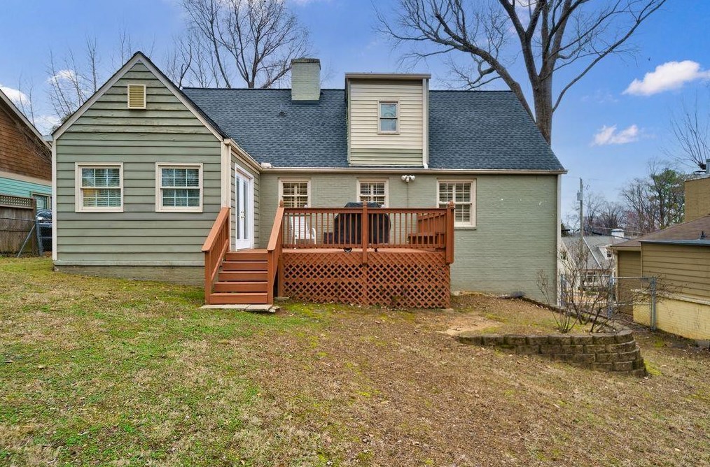 380 Hascall Rd, Atlanta GA  30309-2224 exterior