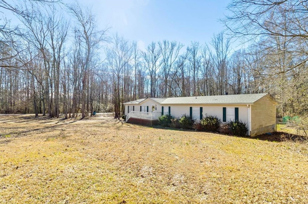 39 Woodpecker Ln, Nicholson, GA 30565