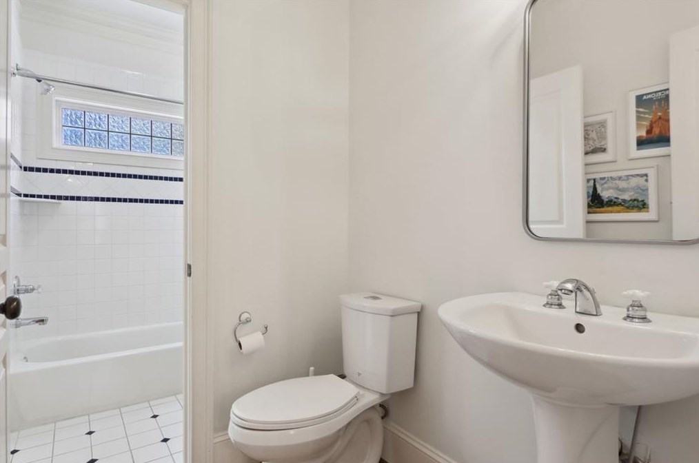 1978 Timberwood Trce, Decatur GA  30032-5277 exterior