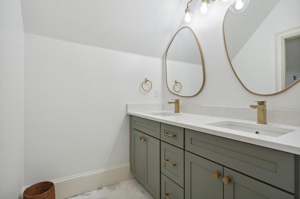 1978 Timberwood Trce, Decatur GA  30032-5277 exterior