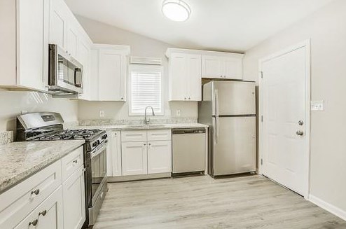 190 King James Dr, Dallas GA  30157-5921 exterior