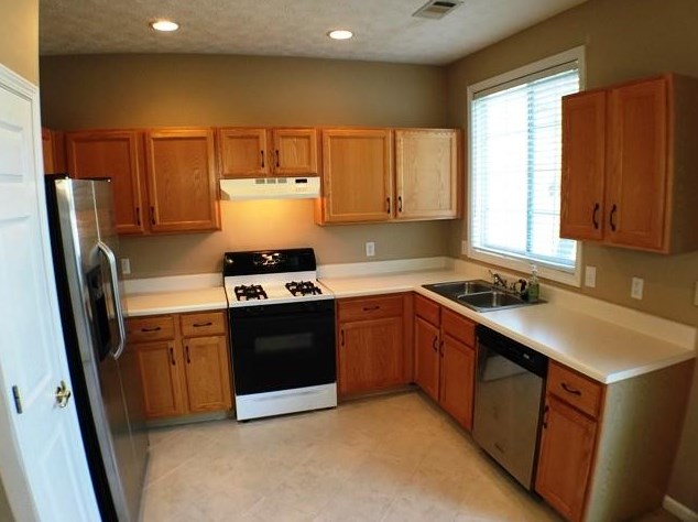 105 Harmony Ct, Alpharetta, GA 30004-8506