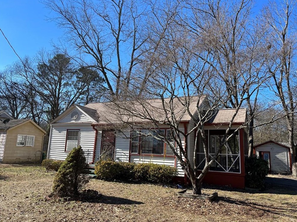5027 Maple Dr, Forest Park, GA 30297