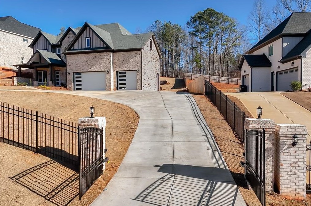 1020 Tab Roberts Rd, Lawrenceville, GA 30043-0041