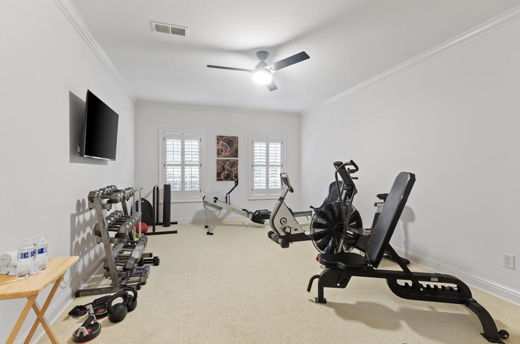 4170 Oaks Ct, Atlanta GA  30342-3560 exterior