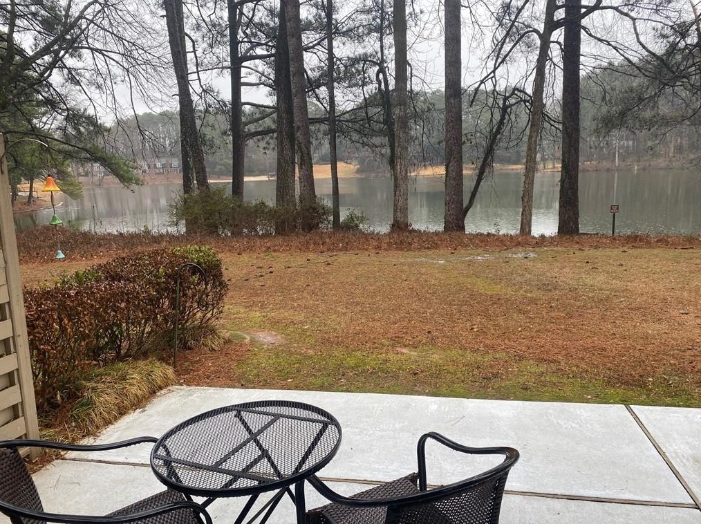 2415 Northlake Ct, Atlanta GA  30345-2225 exterior